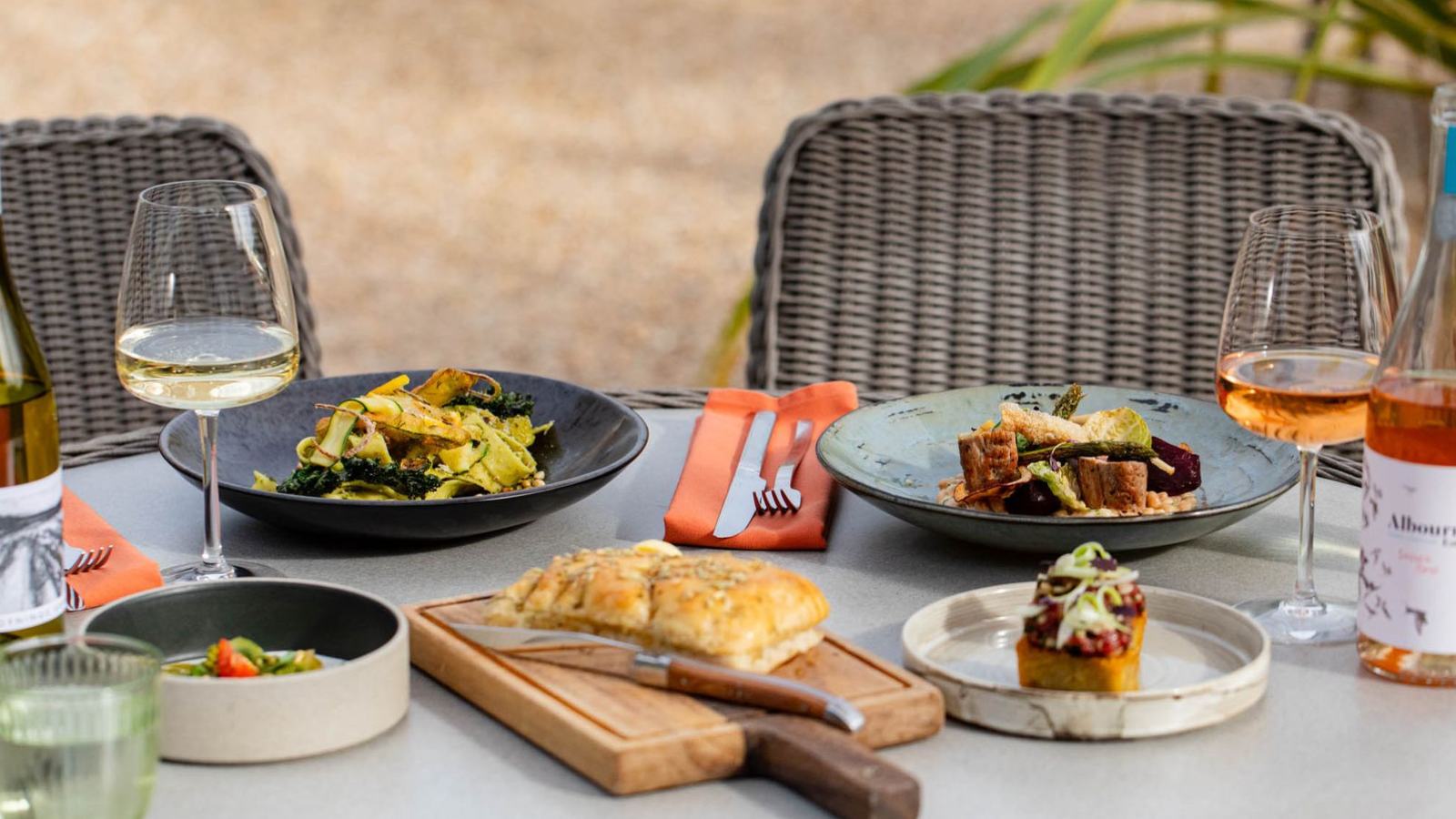 SquareMeal Recommends Tottington Manor for a Wiston Estate Vineyard Stay